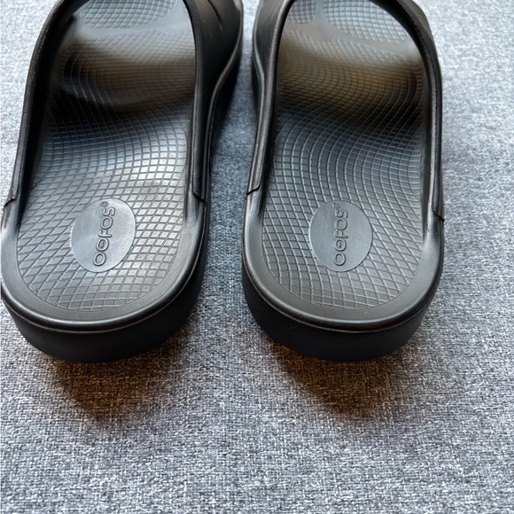 OOFOS OOahh Recovery Slide Men's Black M11 W13 - Picture 3 of 6
